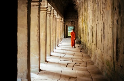 长廊僧侣选焦摄影